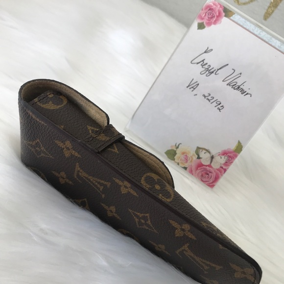 ❌SOLD❌ LOUIS VUITTON EYEGLASSES CASE - Picture 3 of 8